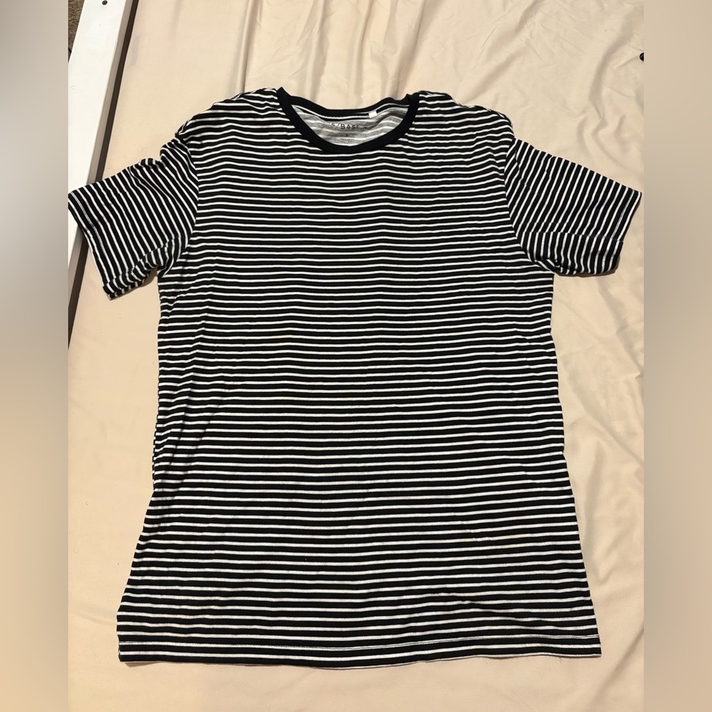 Striped Black and White Short Sleeve Tee
